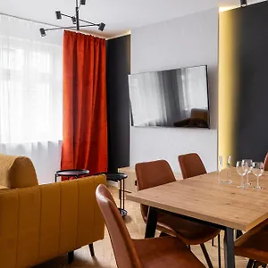 Rentplanet - Stare Miasto Apartment